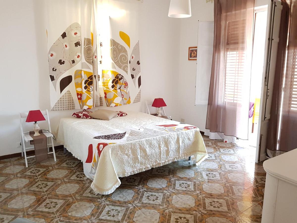 Apartmán Maison Jolie Capaci Exteriér fotografie
