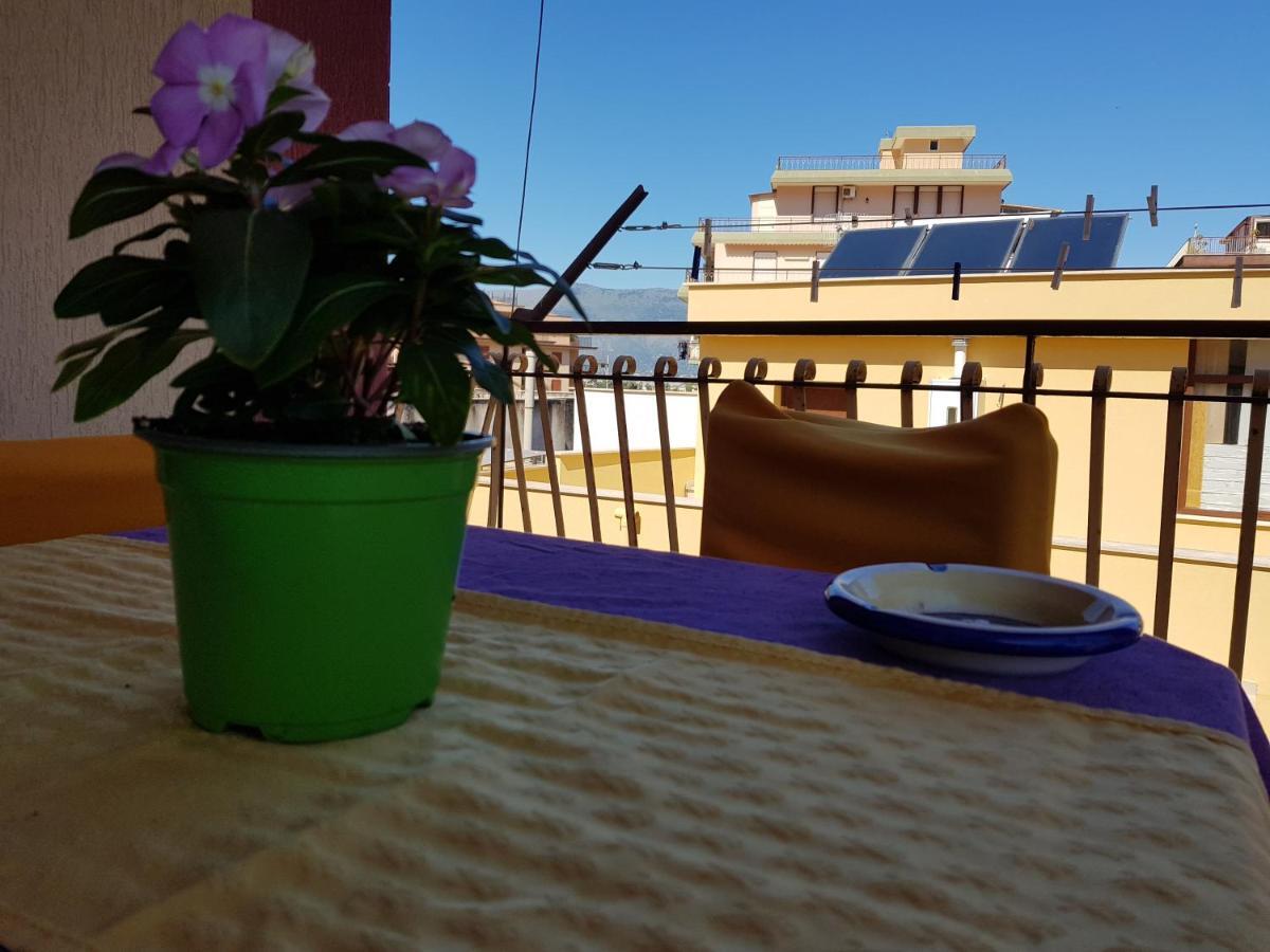 Apartmán Maison Jolie Capaci Exteriér fotografie